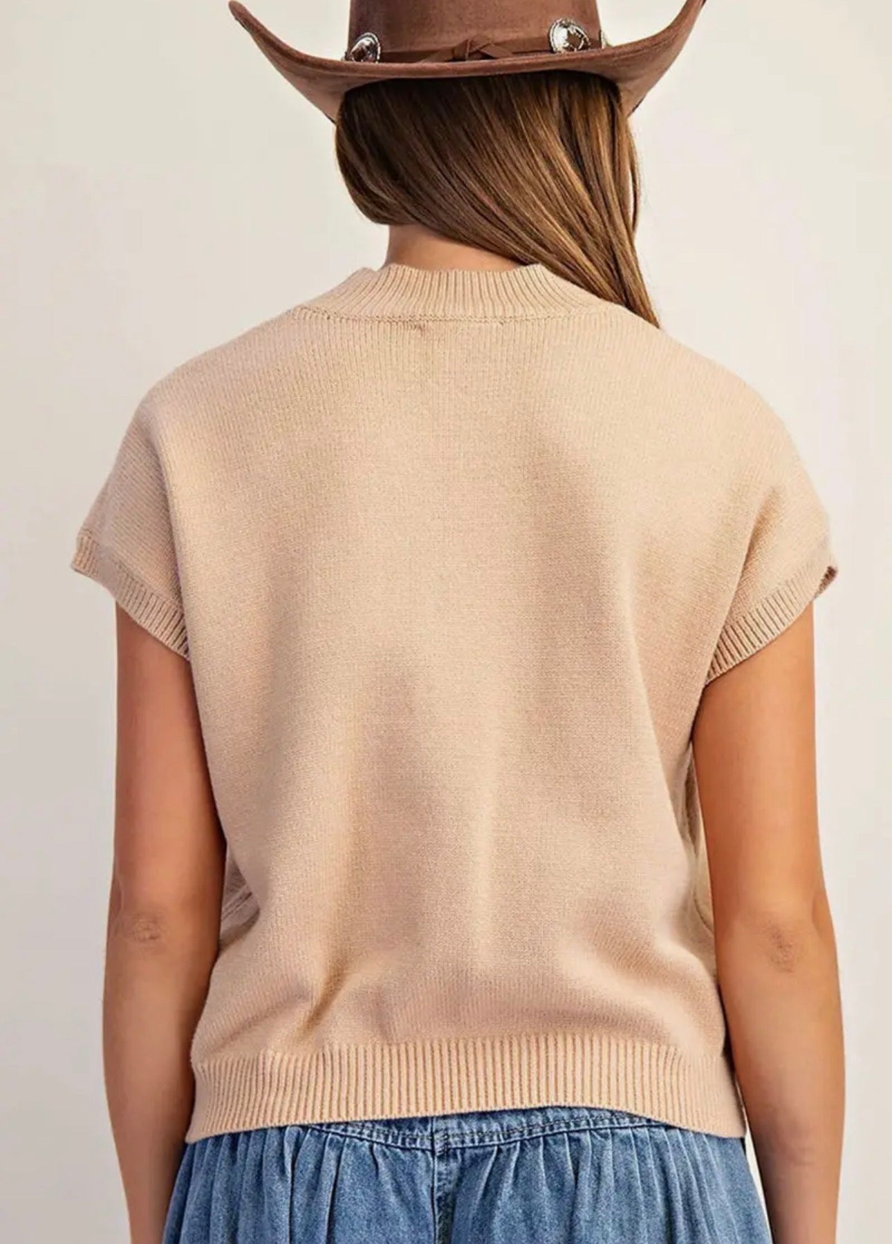 Parchment Corded Horseshoe Ribbed Trim Mock Neck Short Sleeve Sweater
