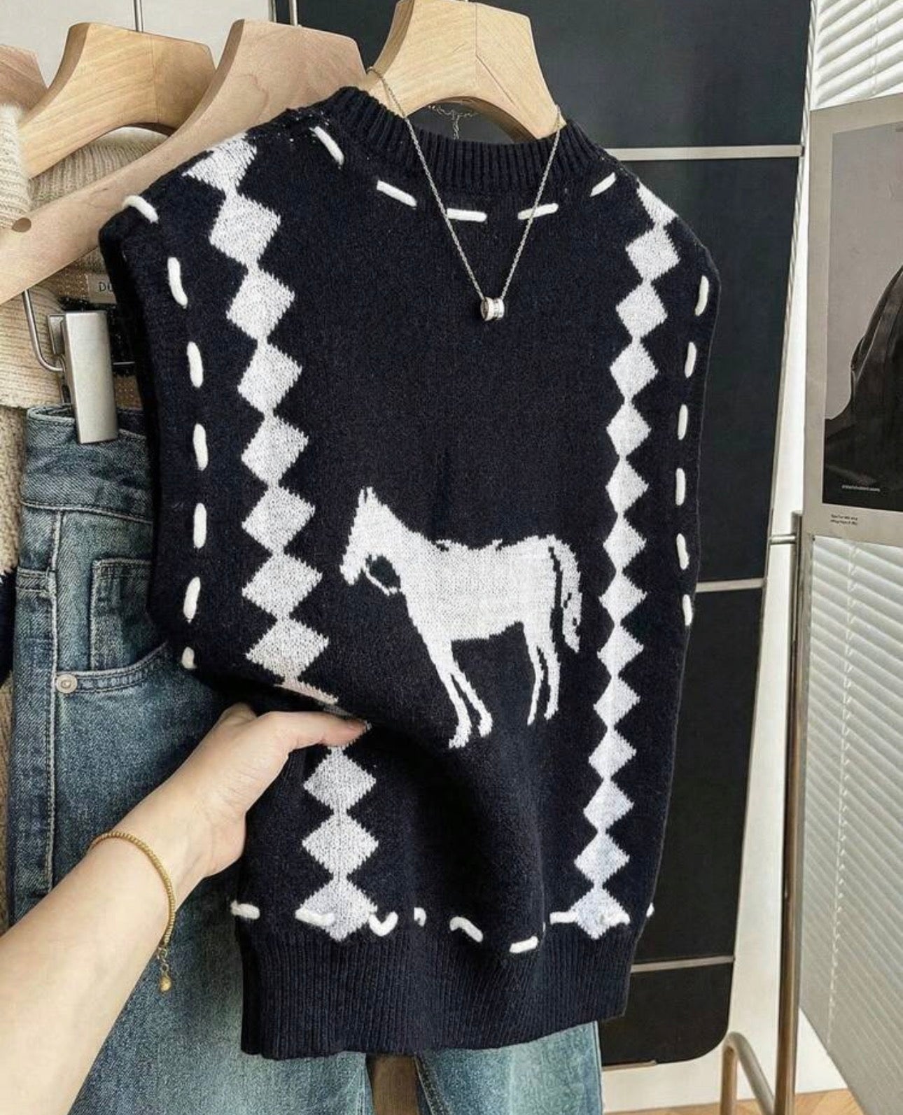 Sleeveless Summer Sweater