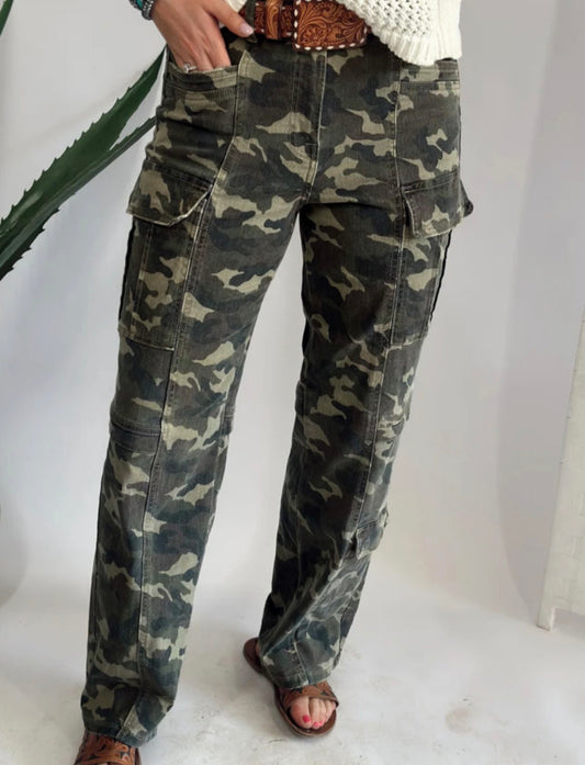 Camouflage Print Multi Pocketed Denim Pants